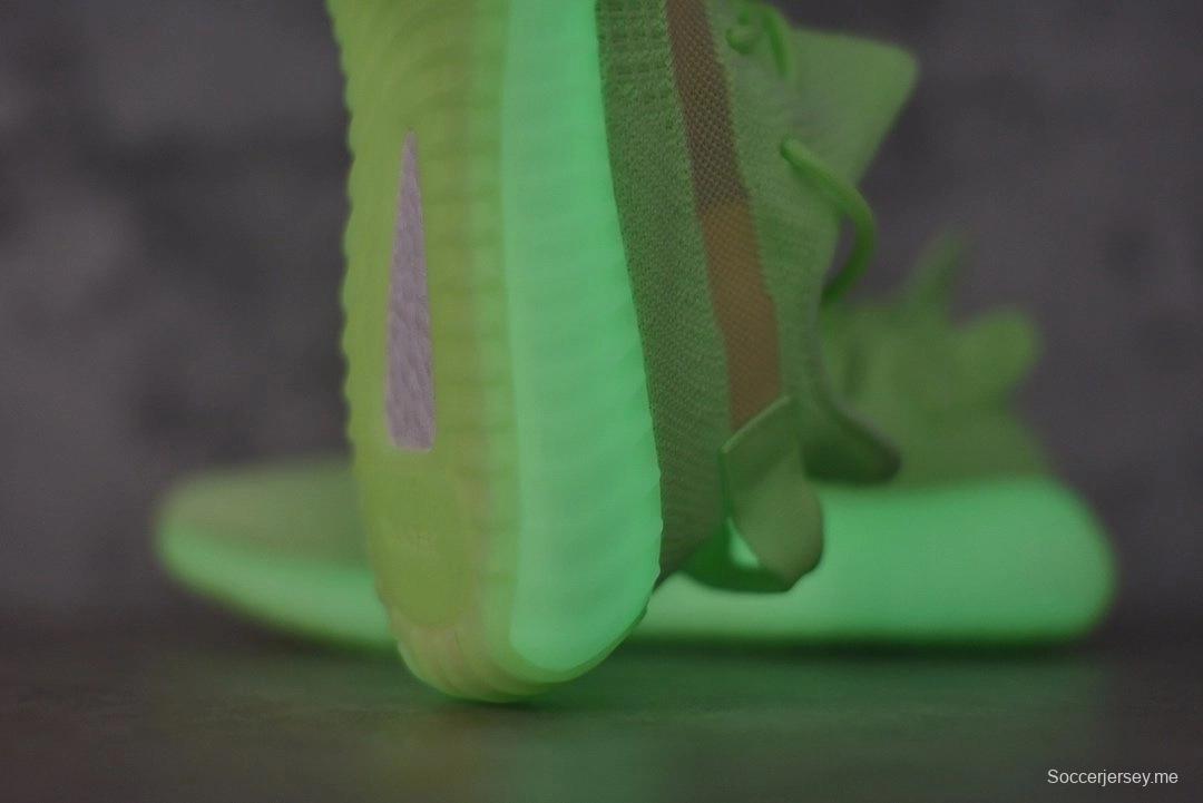 Yeezy Boost 350v2 Glow ln The Dark