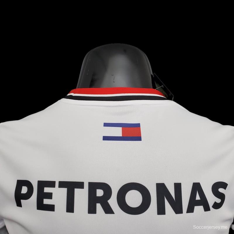 بدلة سباق فورمولا 1 فورمولا 1؛ مرسيدس بيضاء
