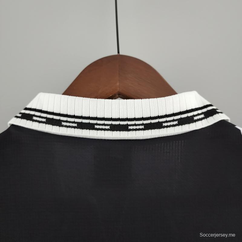 قميص ريترو ريال مدريد 97/98 الثالث لكرة القدم القديم
