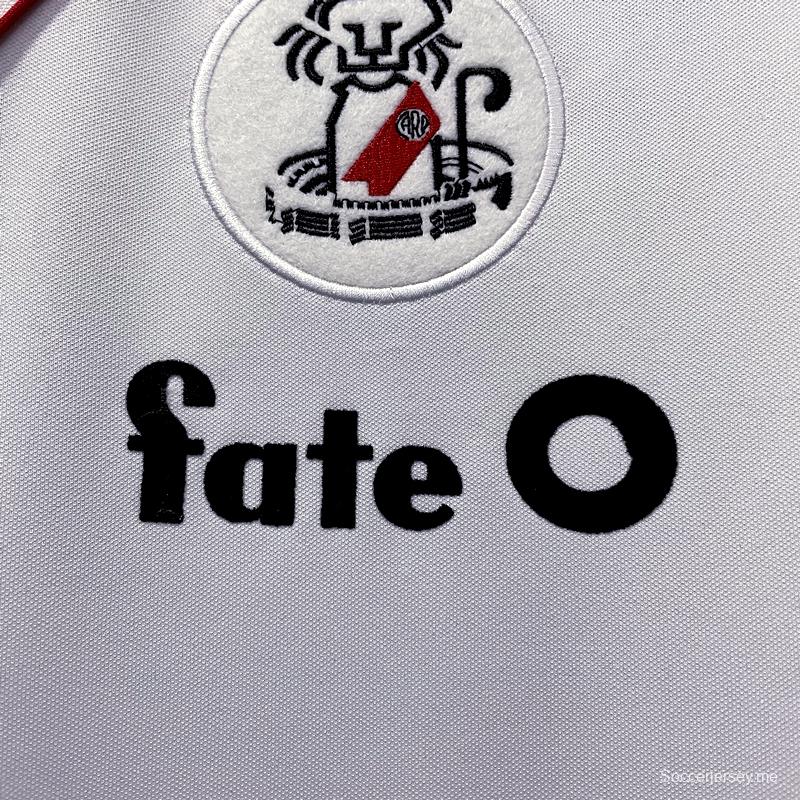 قميص ريفر بليت ريفر بليت ريترو 1986
