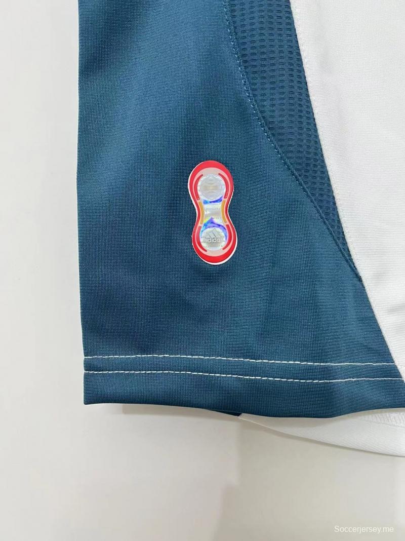 قميص كرة قدم عتيق 06/08 ليفربول خارج أرضه
