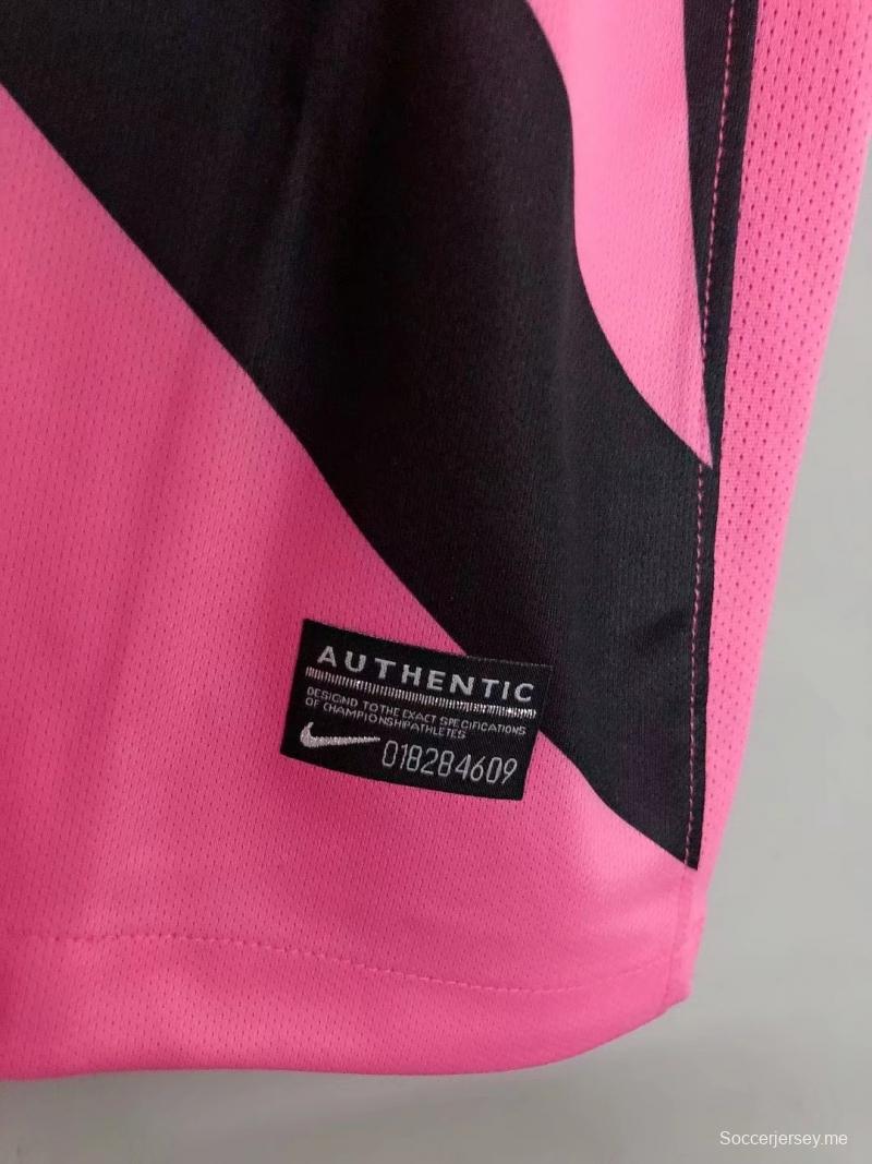 قميص كرة قدم ريترو 11/12 يوفنتوس اوايي وردي اللون الوردي
