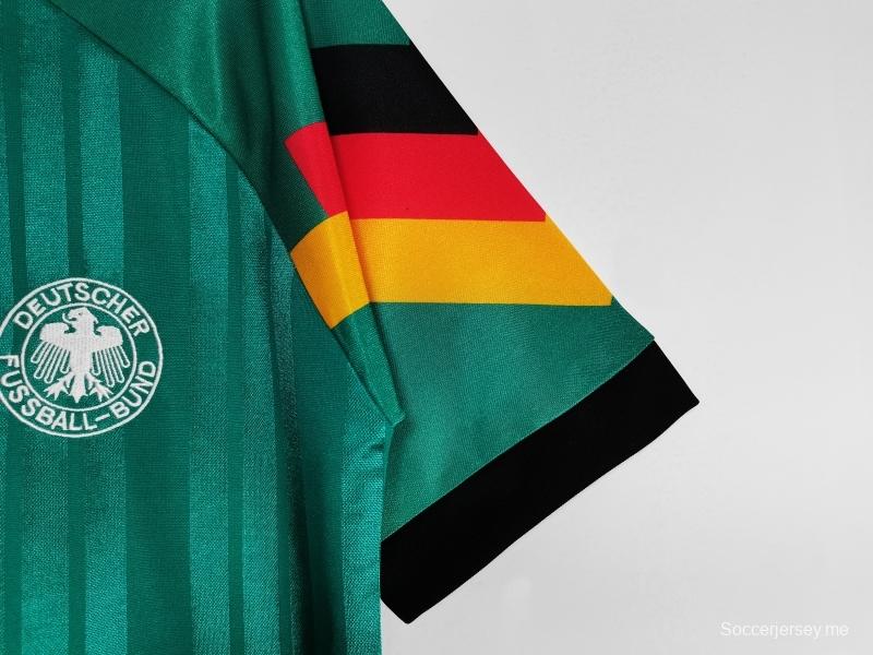 قميص منتخب ألمانيا لكرة القدم الرجعية 1992 خارج الديار
