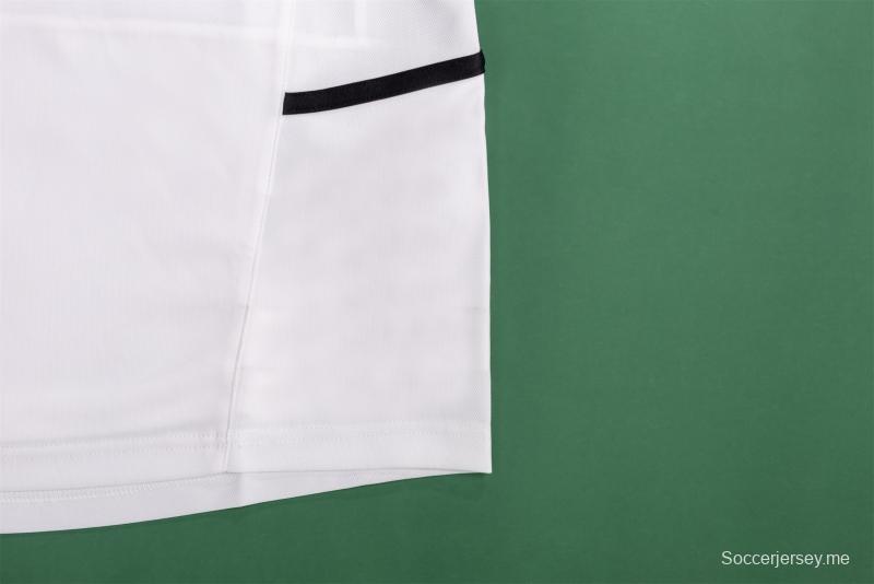 قميص كرة القدم الأبيض الثالث لمانشستر يونايتد 02/03 ريترو 02/03 مانشستر يونايتد الثالث
