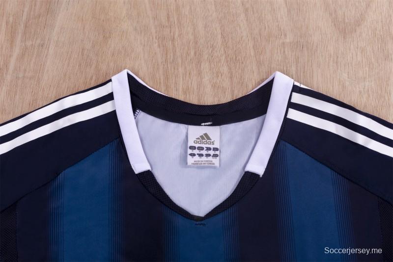 قميص نيوكاسل يونايتد الرجعية 04/05 خارج أرضه
