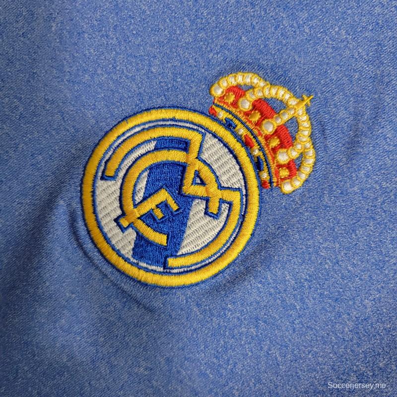 قميص أزرق ريترو 13-14 ريال مدريد خارج الديار أزرق ريترو 13-14
