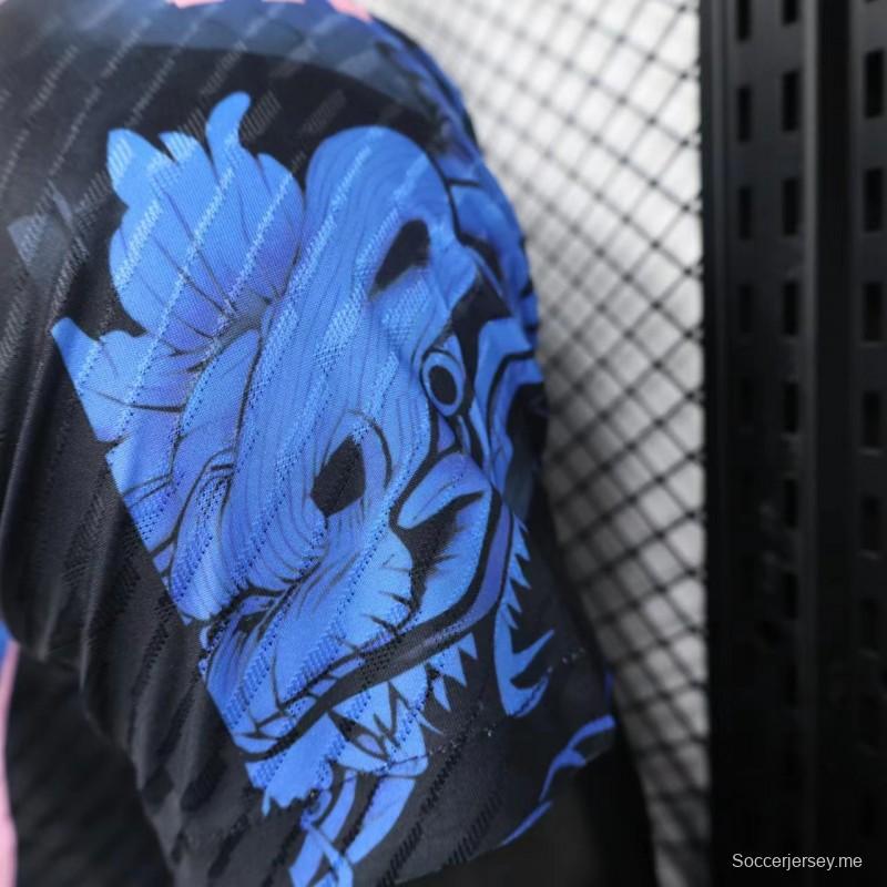 إصدار اللاعب 2024 قميص ياباني باللون الأسود/التنين الأزرق
