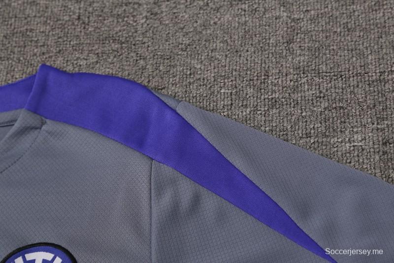 24/25 انتر ميلان انتر ميلان رمادي قصير الأكمام جيرسي + شورت قصير الأكمام
