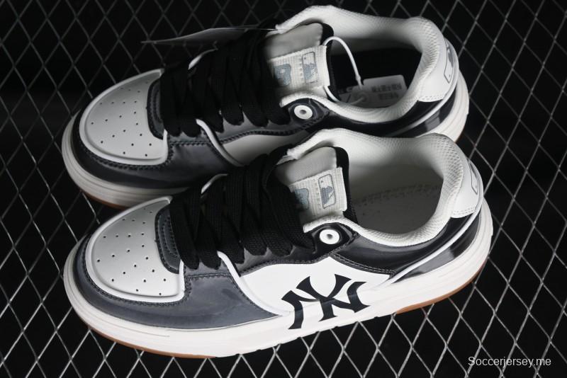 New York Yankees MLB Chunky Liner Height-Increasing Platform Sneakers - 3ASXCLH3N50BKS