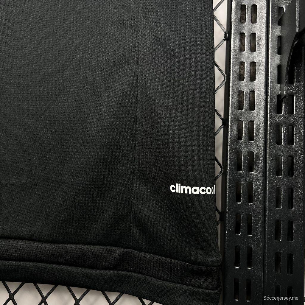 قميص يوفنتوس الثالث ريترو 15/16 ريترو 15/16 أسود اللون أسود اللون
