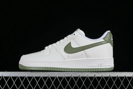 Nike Air Force 1 '07 Low Casual Sneakers in White Green - DV3808-106