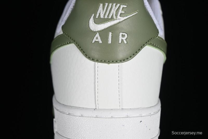 Nike Air Force 1 '07 Low Casual Sneakers in White Green - DV3808-106
