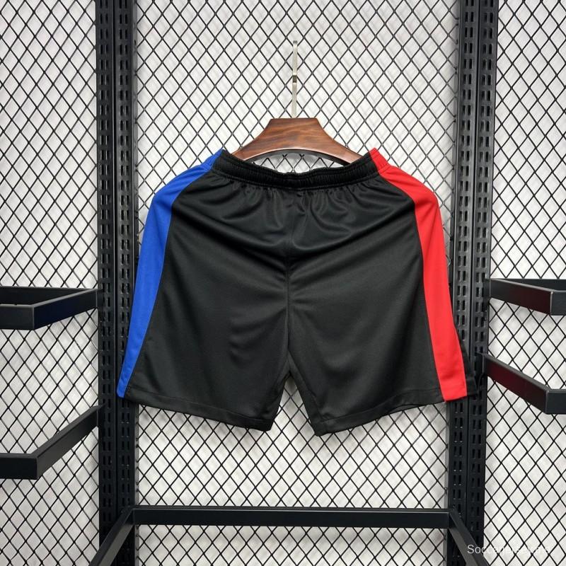 2024/25 شورت خارج ملعب برشلونة 2024/25
