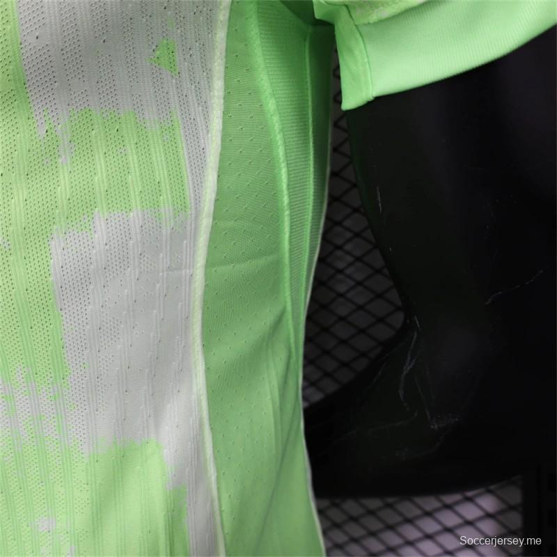 24/25 نسخة اللاعب 24/25 قميص برشلونة × كولدبلاي الثالث