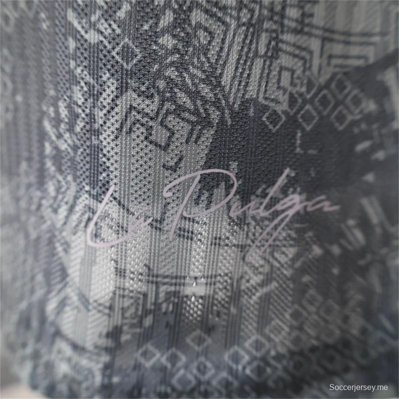 إصدار 25/26 قميص الأرجنتين الأسود الخاص باللاعبين 25/26