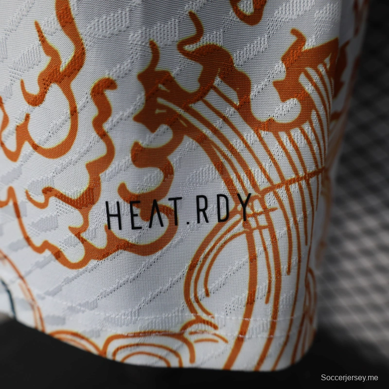 25/26 إصدار خاص من قميص ريال مدريد 25/26 إصدار خاص للاعبين