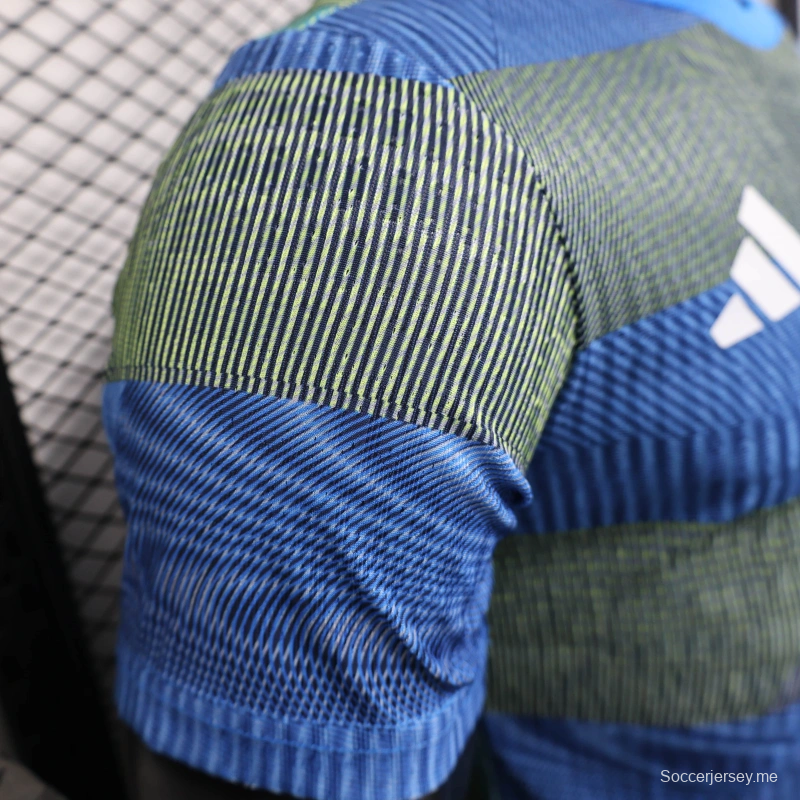 إصدار 25/26 لاعب 25/26 نسخة ريال مدريد الخاصة