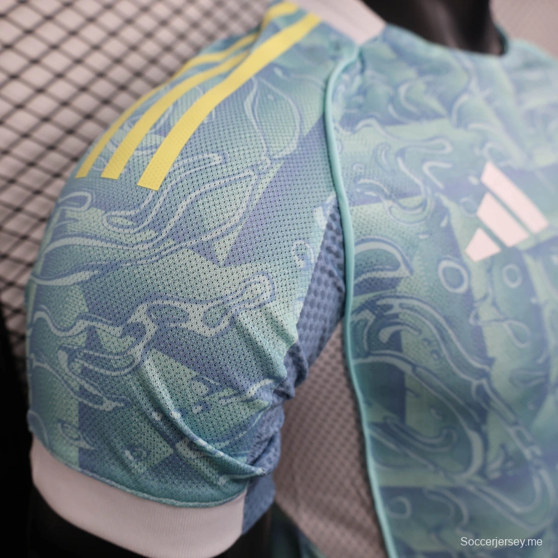 25/26 نسخة اللاعب 25/26 قميص يوفنتوس خارج الملعب