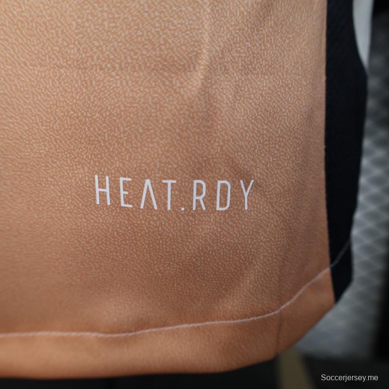 إصدار اللاعب 2025 قميص إسبانيا قبل المباراة أبيض بنقوش هندسية قبل المباراة 2025