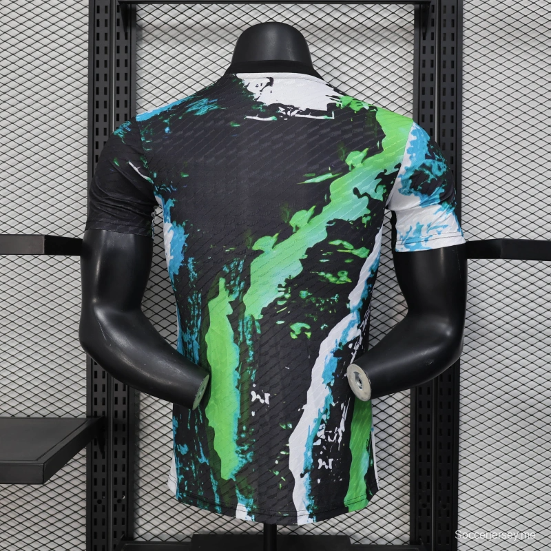 إصدار 25/26 لاعب 25/26 نسخة ريال مدريد الخاصة