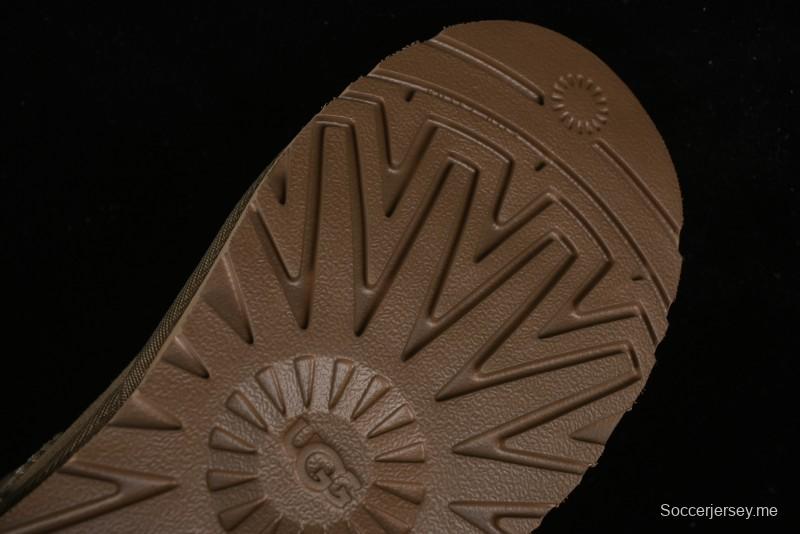 UGG Classic Ultra Mini Short Boots with Genuine Australian Sheepskin and TREADLITE Outsole - 1116109