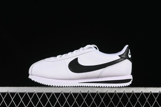 Nike Classic Cortez Leather Retro Running Shoes - DM4044-105