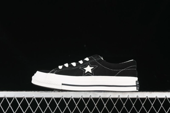 Converse One Star J Vtg Suede Low-Top Casual Sneakers in Retro Black and White - M.C3