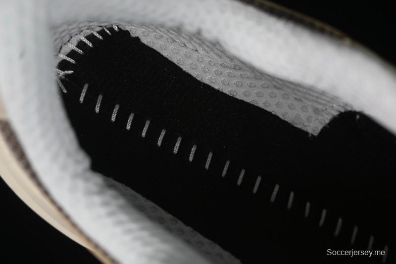 New Balance 990 Series Premium Retro Running Shoes with Carbon Fiber Midsole - U990LO6