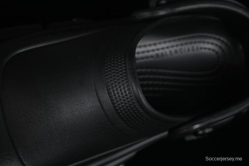 Balenciaga Hardcrocs Slide EVA Round-Toe Ultra Thick Sole Clog Sandals - W1S8N1010