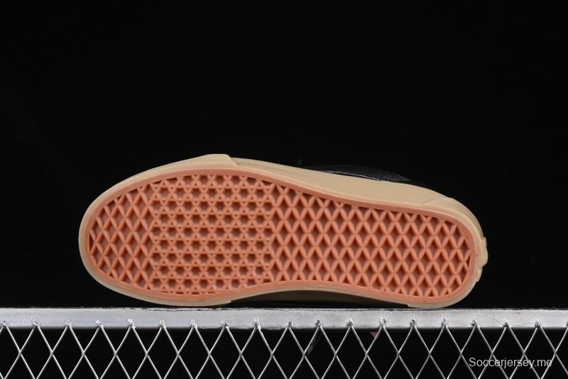 Vans Knu Skool Low-Top Retro Chunky Sneakers - VN000CRPGRN