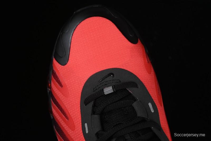 Nike Shox TL Nova - Red & Black High-Performance Sneakers