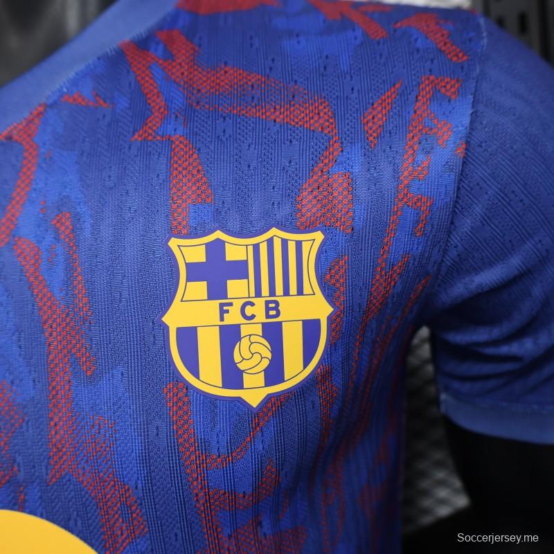 إصدار اللاعب 25/26 قميص برشلونة أزرق بنقشة حمراء اللون أزرق بنقشة حمراء