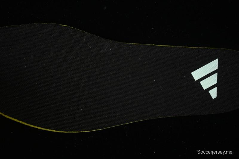 حذاء الجري لايتبليز مير JR1058 من أديداس لايتبليز مير JR1058