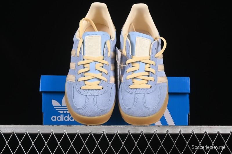 حذاء أديداس اورجينال جازيل كاجوال داخلي ريترو بتصميم مضاد للانزلاق ومقاوم للاهتراء - JR8029