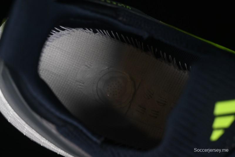 حذاء الجري أديداس ألترابوست 5 إكس مع توسيد معزز - JH9034