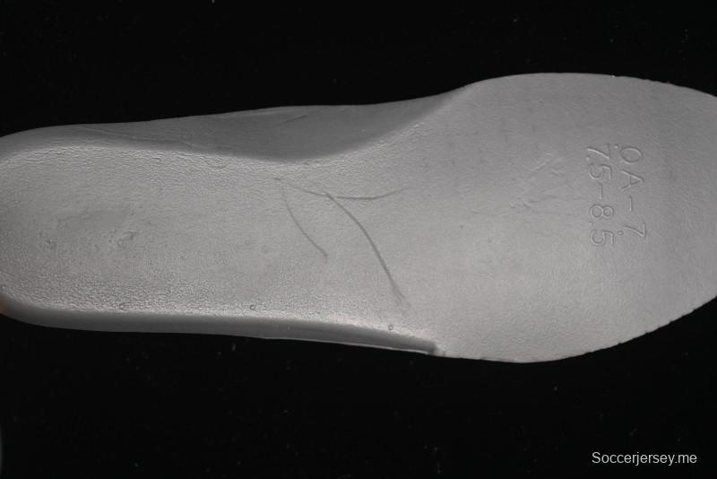 حذاء نايك اير فورس 1'07 المنخفض من نايك اير فورس 1'07 ليل ياكتي كاجوال مع تصميم متعدد الألوان من الجلد اللامع - IH4383-300