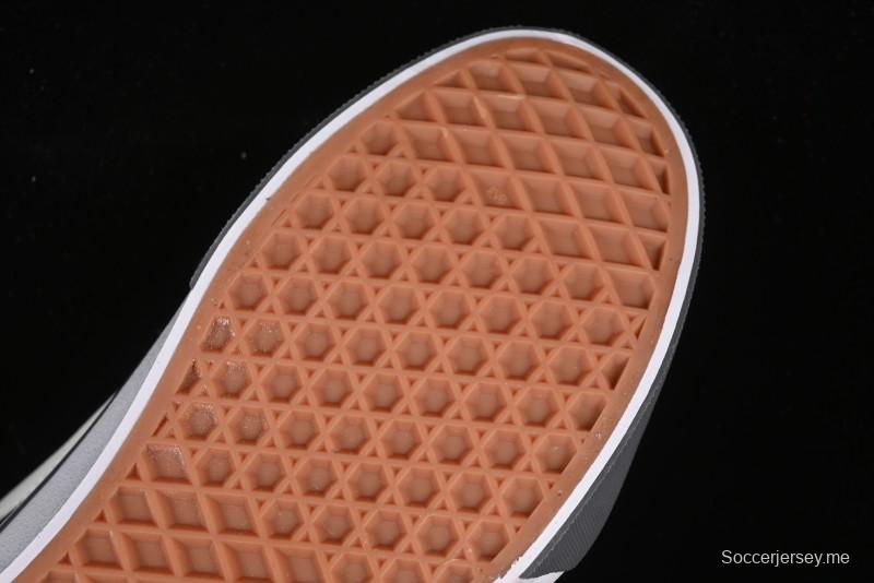 حذاء رياضي ريترو مكتنزة منخفض السقف من فانس كنو سكول - VN0009QCCJJJ