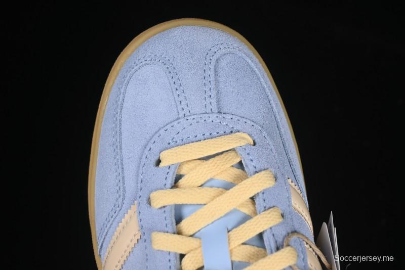 حذاء أديداس اورجينال جازيل كاجوال داخلي ريترو بتصميم مضاد للانزلاق ومقاوم للاهتراء - JR8029