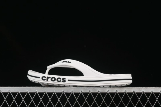 سلسلة صنادل كلاوج كلاوج كلاوج كلاوج كلاوج كلاوج كلاوج كلاوج كلاوج كلاوج من كروكس صندل صيفي كلاسيكي للارتداء على الشاطئ داخل وخارج المنزل أو على الشاطئ صديق للماء - B.D4