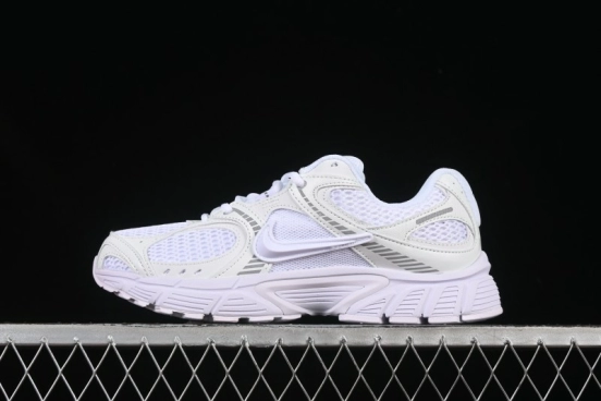 حذاء الجري الكلاسيكي الكلاسيكي من نايك V5 RNRR ميلينيوم ميلينيوم بنعل وسطي من الفوم - HJ5228-101