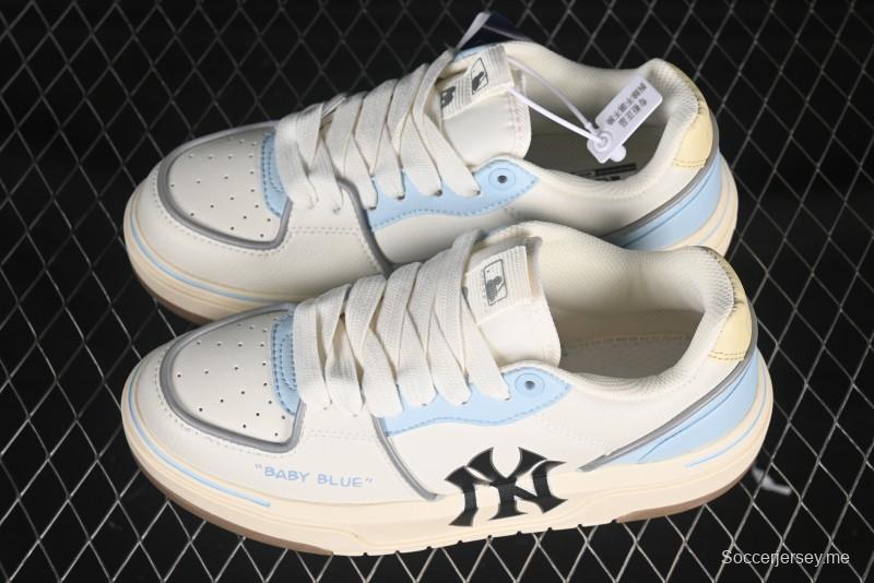 صنادل نيويورك يانكيز يانكيز ذات بطانة مكتنزة متوسطة من الدنيم بنقشة أحادية - 3ASXXCA12N50IVS