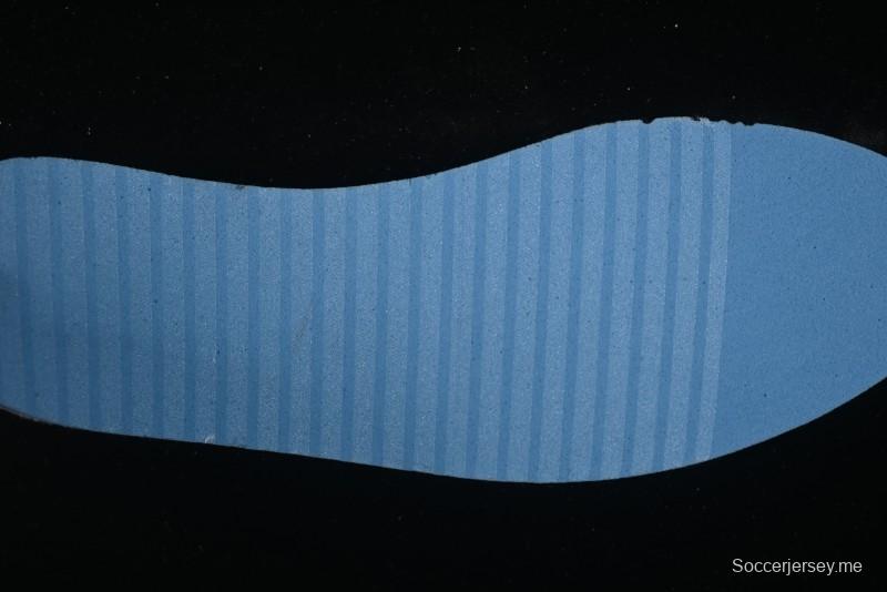 نايك ترافيس سكوت × اير جوردان 1 هاي جوردان 1 هاي أو جي AJ1 إصدار محدود من نايك ترافيس سكوت × اير جوردان 1 هاي اوج AJ1 إصدار عكسي سووش - CD4487-100