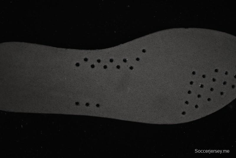 حذاء الجري أديزيرو أديوس 4 أديزيرو أديوس 4 خفيف الوزن وقابل للتنفس ومنخفض - JR6370