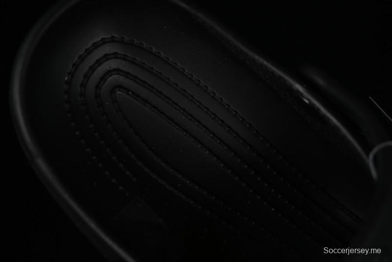 صندل كروكس كلاسيك كلوغ الشاطئي ثنائي الاتجاه ذو فتحات تهوية - B.D4