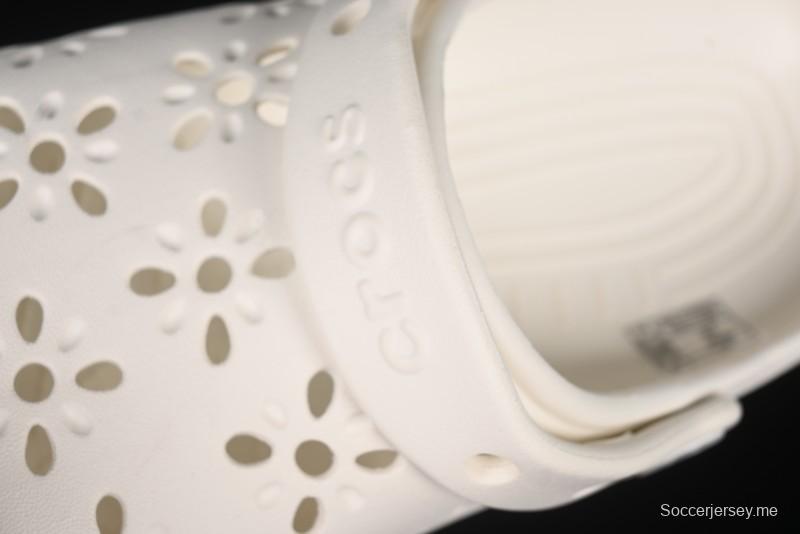 صندل كلاوج كلاسيك كلاوج صيفي شاطئي ثنائي الاتجاه من كروكس مع فتحات تهوية - B.D4