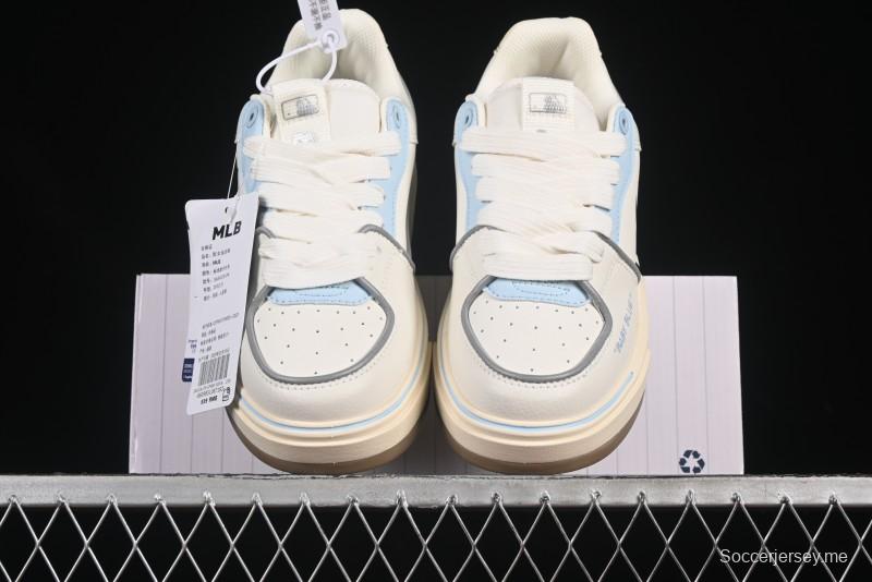 صنادل نيويورك يانكيز يانكيز ذات بطانة مكتنزة متوسطة من الدنيم بنقشة أحادية - 3ASXXCA12N50IVS