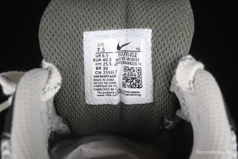 حذاء جري كلاسيكي كاجوال كلاسيكي من نايك زوم فوميرو 5 SP كلاسيكي ريترو بنعل وسطي من إيفا - FD0791-012