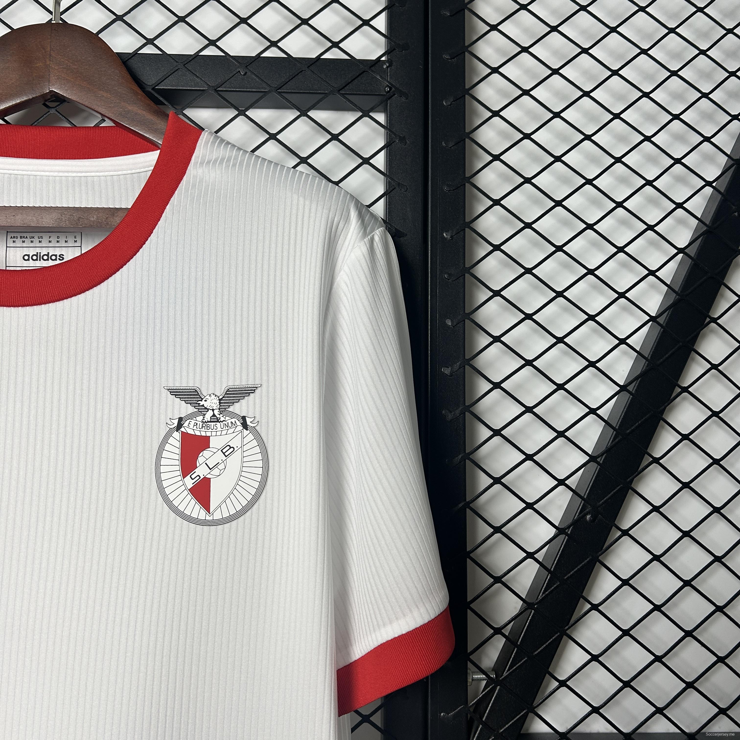 25/26 بنفيكا الإصدار الخاص 25/26