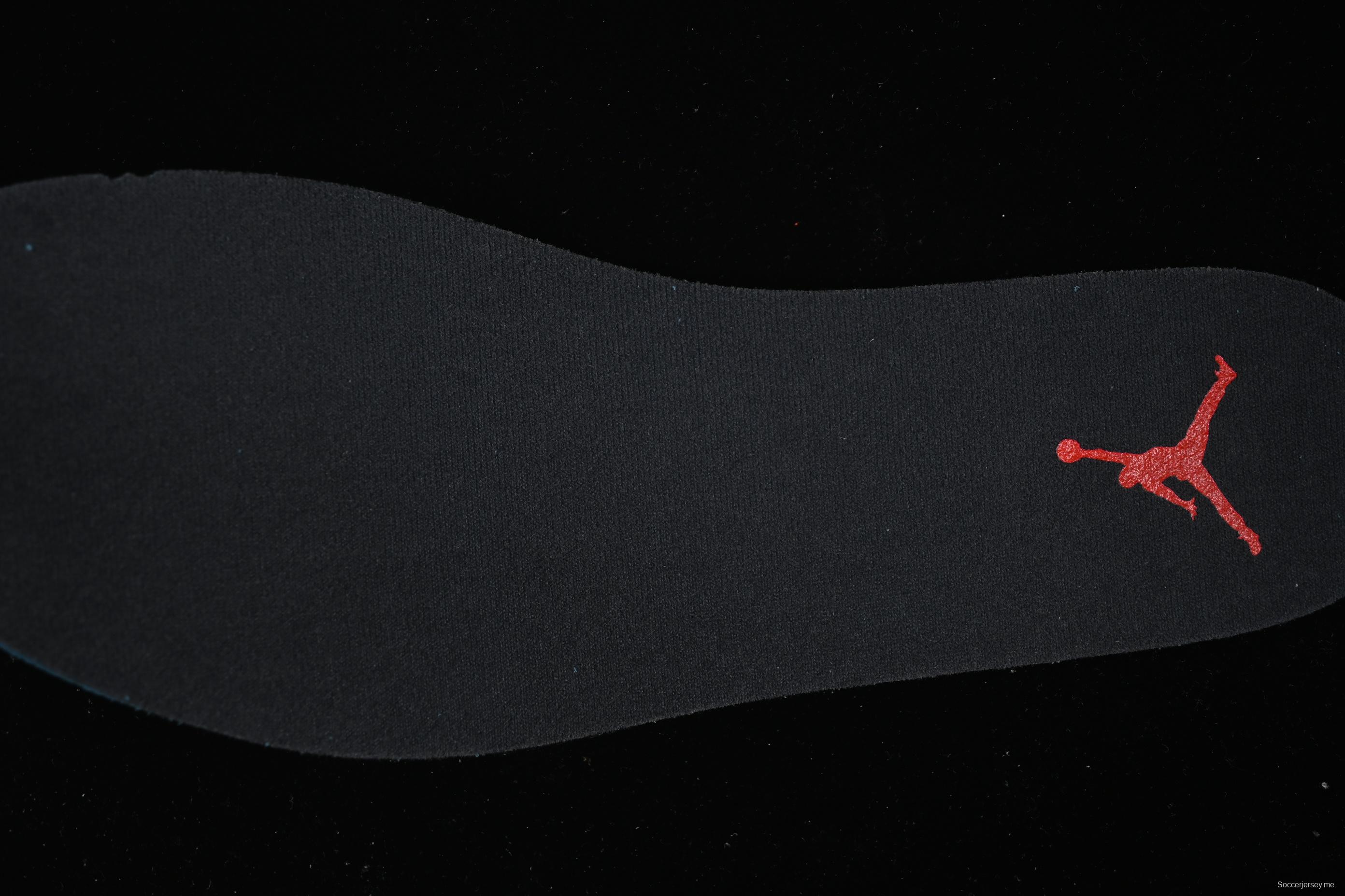 حذاء سنيكرز جوردان سبيزايك لو ريترو ريترو بلو فيوجن من نايك - FQ1759-116