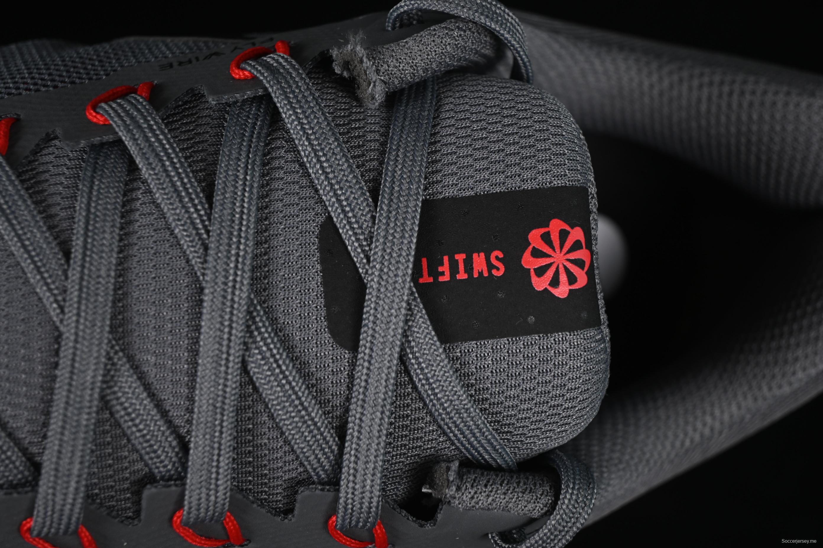 حذاء الجري رن سويفت 3 من نايك رن سويفت 3 الشبكي المبطن القابل للتنفس - IB3972-021